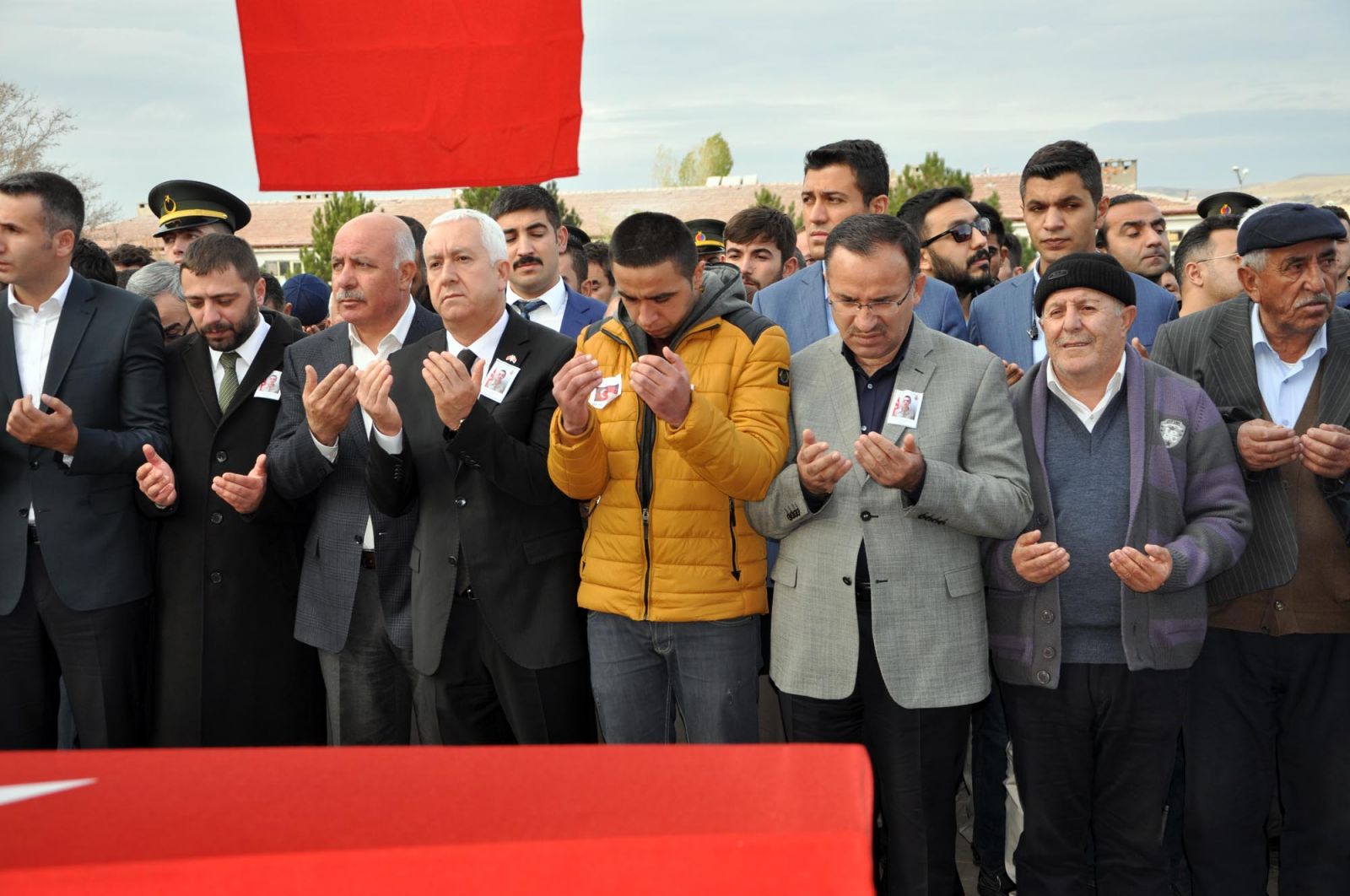 Çukurca şehidi Yılmaz Oğuzhan Kula, son yolculuğuna uğurlandı